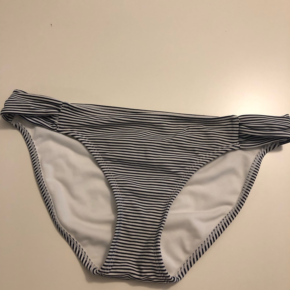 striped bikini bottoms